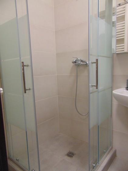 3 camere Politehnica-Grozavesti-Regie, apropiere metrou.