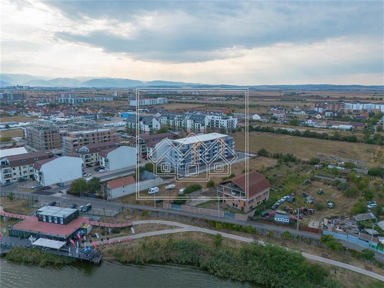 Apartament 2 camere la cheie + curte proprie, bloc nou