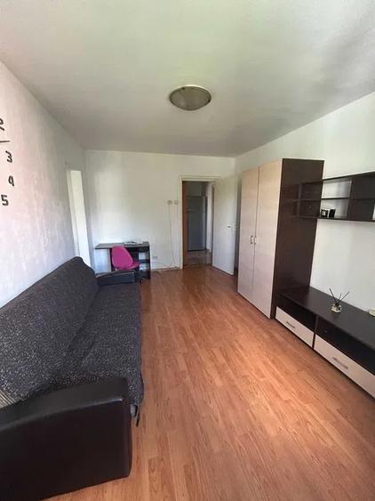 Apartament 2 camere mobilat și utilat | etaj 3/4 | zonă acces facil