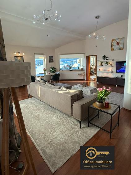 Zona Lamaitei apartament 3 camere finisat 167mp cu 9 ari teren