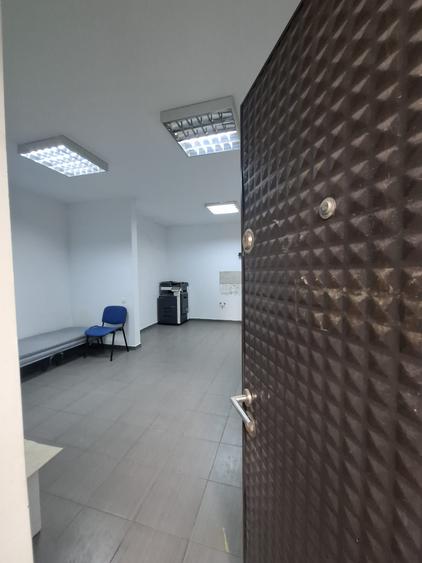 Garsonieră decomandată cu curte proprie – Zona Amurgului