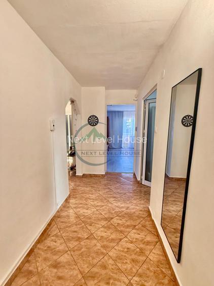 Apartament 3 camere, structura mare, etaj 1, Astra