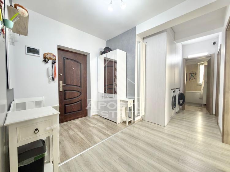 Apartament cu 3 camere decomandat, complet mobilat la parter in Giroc.