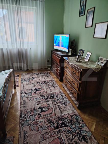 CASA IN CENTRU -REGHIN CU SPATIU COMERCIAL - 11
