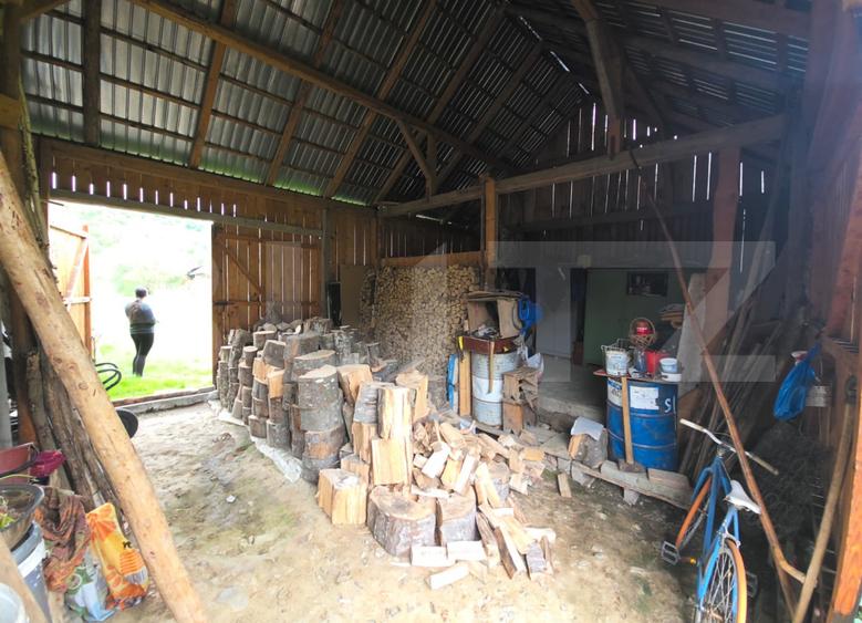 Casa de vanzare, cu 4 camere, 80 mp, satul Dorolea