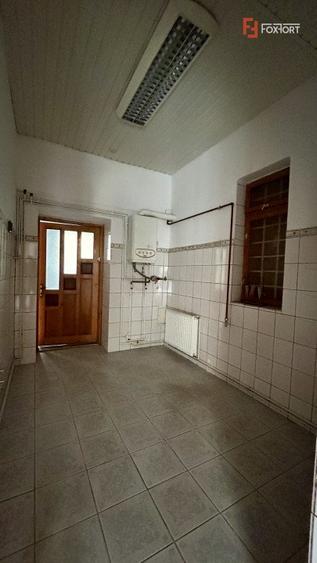 Apartament cu 3 camere, 97 mp utili la parter - zona Garii