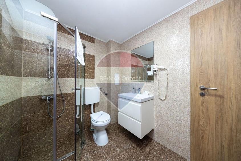 Pensiune cu restaurant și spații comerciale, central Râșnov - 22