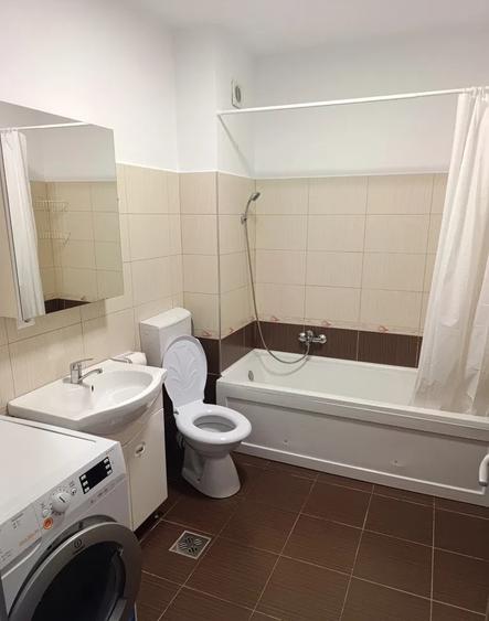 Apartament 1 camera de inchiriat in zona Centrala pe Eroilor din Floresti!
