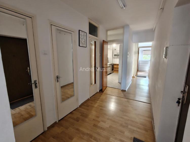 Inchiriez apartament 3 camere ultracentral cu garaj - 11