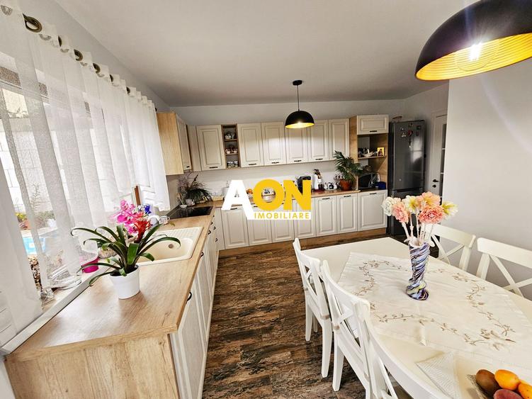 Casa cu 5 camere, 868 mp teren, ideala pt. 2 familii, zona Valea Popii