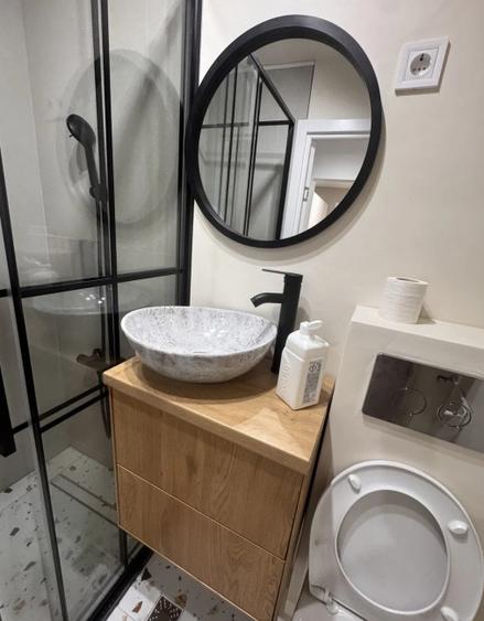 Apartament 2 camere, decomandat, 51 mp, modern, ac, metrou, zona Drumul Taberei