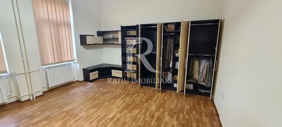 Apartament cu 2 camere | Etajul 1 | Pietonala | Ultracentral | Oradea