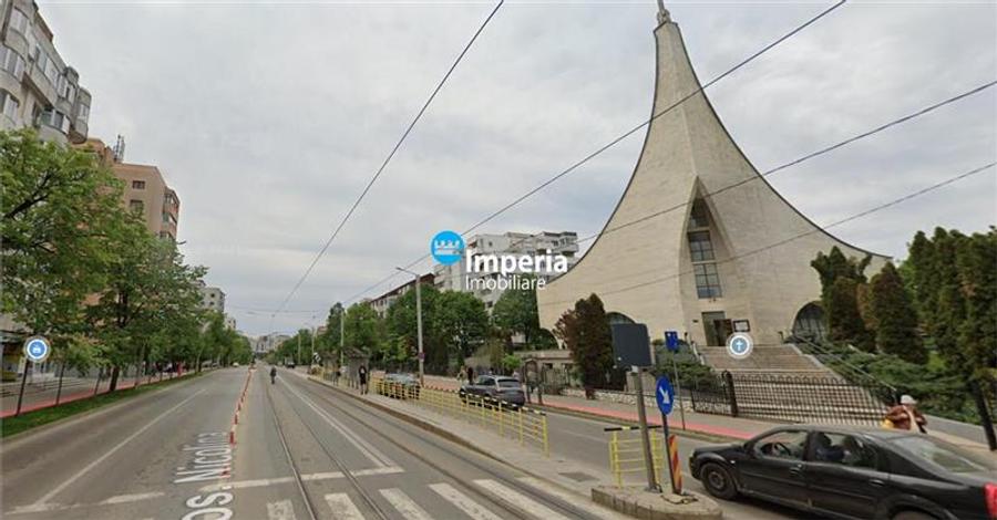 Investitie! Spatiu zona Nicolina Biserica Catolica la Blv.
