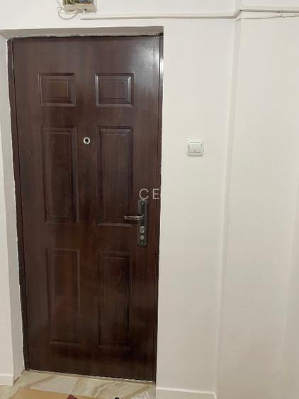Proprietar, inchiriez apt 2 camere, et 2 - 5