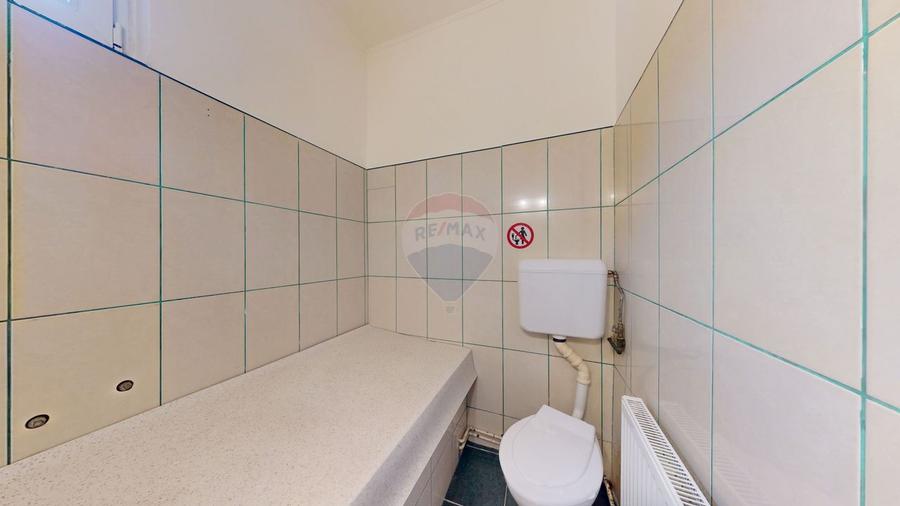 Spațiu comercial | str. Lunga | 84 mp | Trafic pietonal/auto | Vitrină