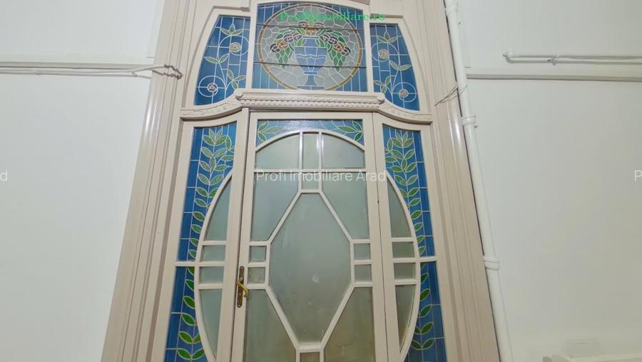 Apartament et.1, luxury class, langa Primarie cu balcon si vedere spre Parc - 25