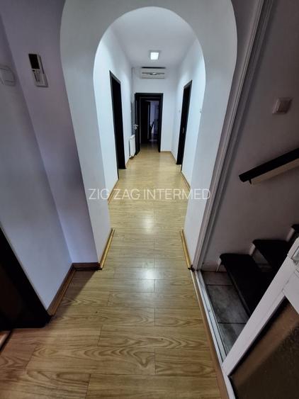 Faleza Nord, imobil P+1, 7 camere - 8