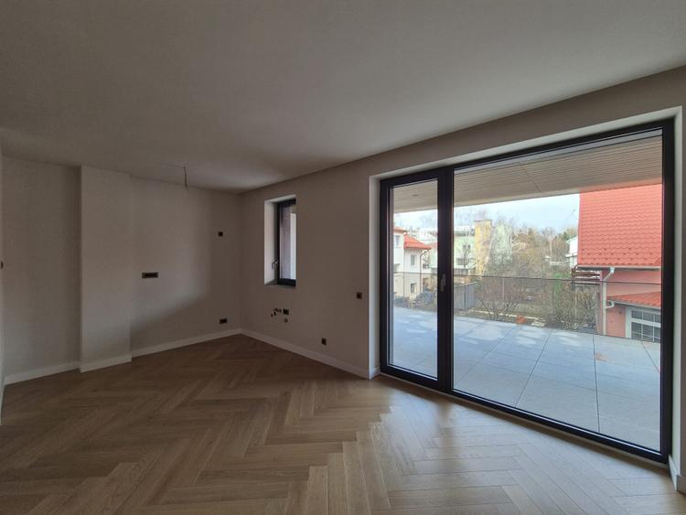 Studio premium cu balcon – Arqa Jolie Village – Iancu Nicolae