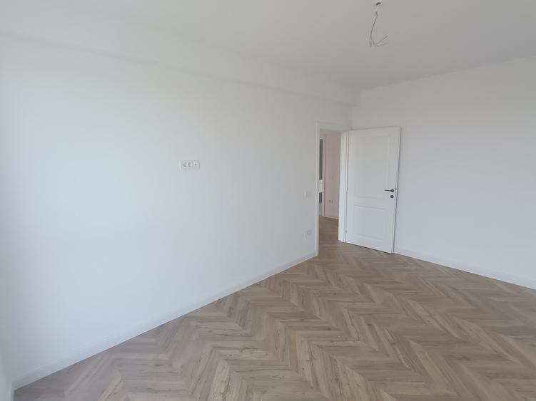 Apt. 3 camere,terasă panoramică ,comision zero,intabulat, loc de parcare inclus