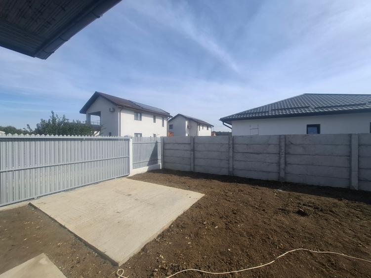 Casa 3 camere/Țegheș/ Individuala la Cheie