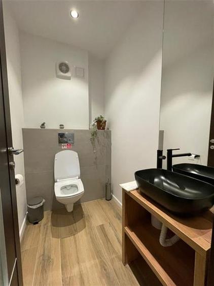 Apartament de 3 camere Calea Victoriei terasa generoasa