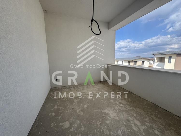 OPORTUNITATE! Casă individuală | 4 camere | 3 băi | Garaj | Teren 450 mp| Dezmir - 15