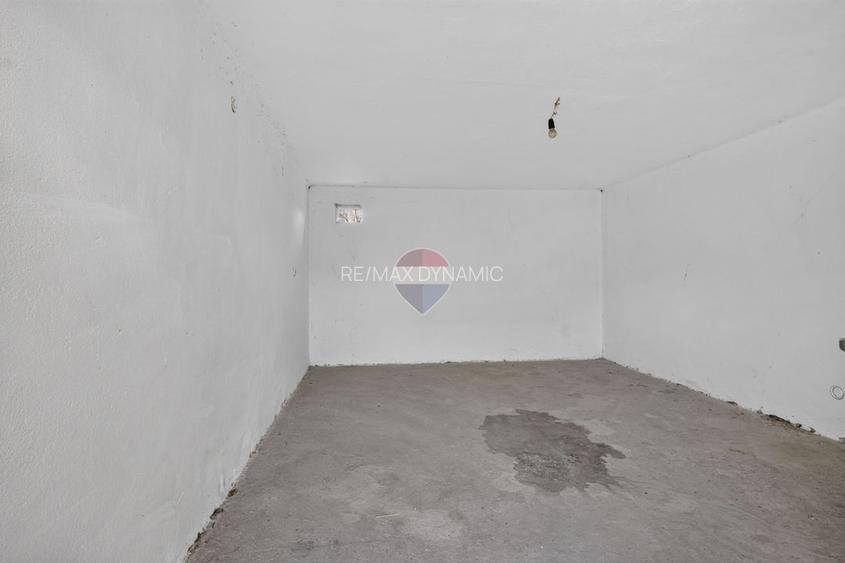 Casă cu teren 1371 mp, Pecica, aproape de centrul orașului