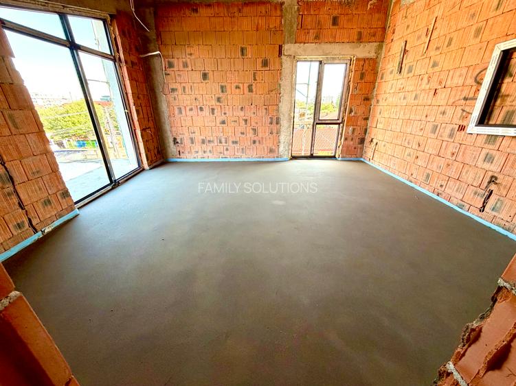 Casa deosebita situata stradal la 350m fata de Sos. Oltenitei - 24