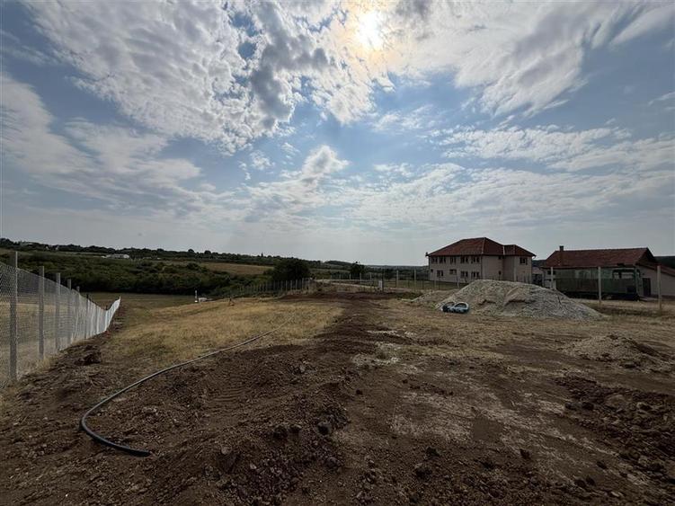 TEREN INVESTITIE | PANORAMA | 4.350 MP | SAUAIEU | BIHOR