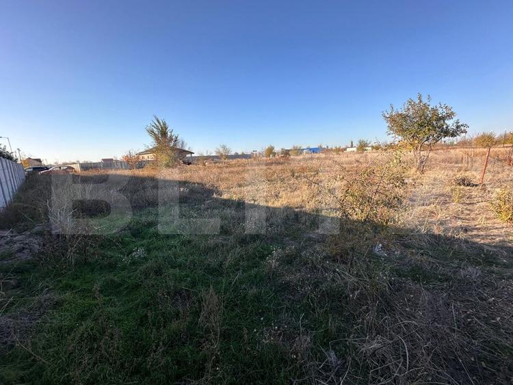 Teren de vanzare, zona Metro-Carcea, 992mp