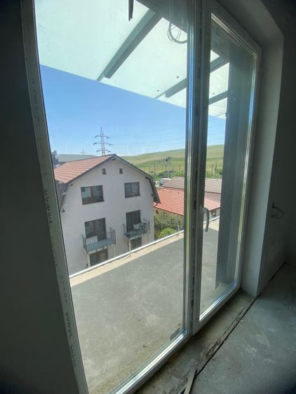 2 camere, 37mp – parțial finisat, perfect de amenajat