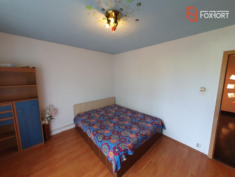 Apartament 2 camere decomandat, etaj 3/4 - zona Steaua