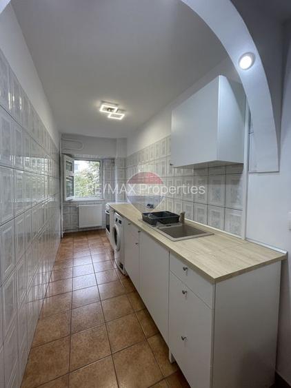 Garsoniera decomandata,  Aparatorii Patriei, Tomesti - 9