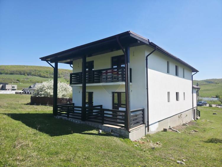 Casa si teren zona Balaurul