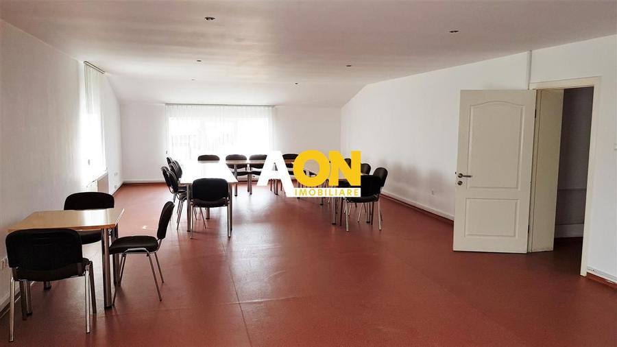 Spațiu de Birouri și Comercial, 800mp + Hală 500mp, Parcare Privată