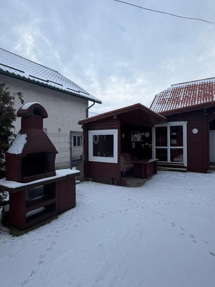 Casa spatioasa , teren 3300 mp, Dornesti
