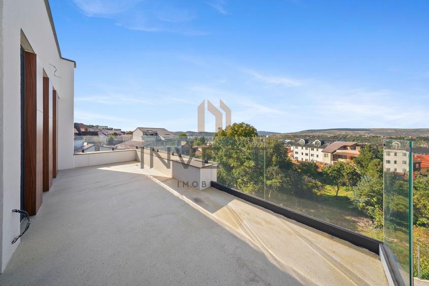 Spatiu premium Zorilor, 250 mp, vitrat, 10 parcari! Panorma deosebita!