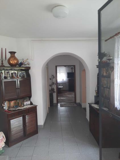 Casa 4 camere, teren generos, Gusterita