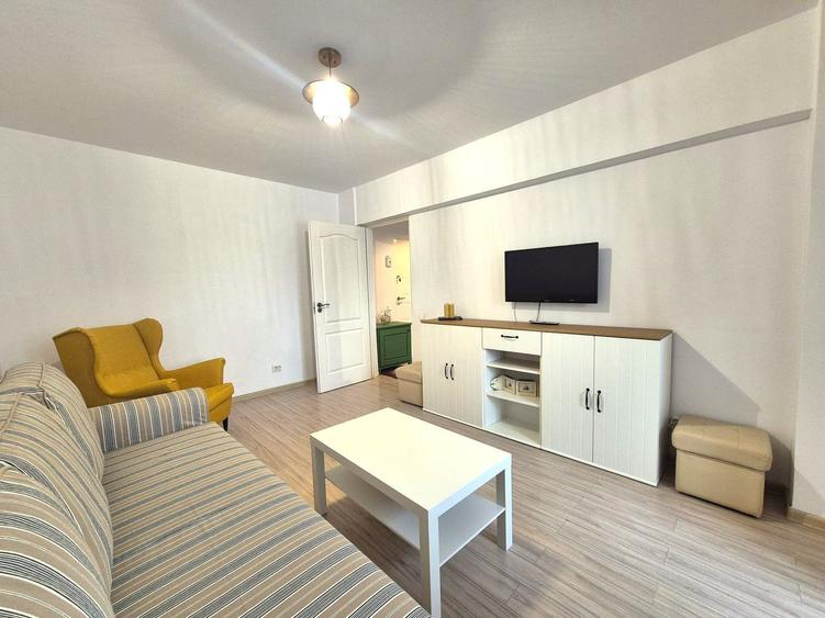 Zona Spitalul Judetean, apartament renovat complet
