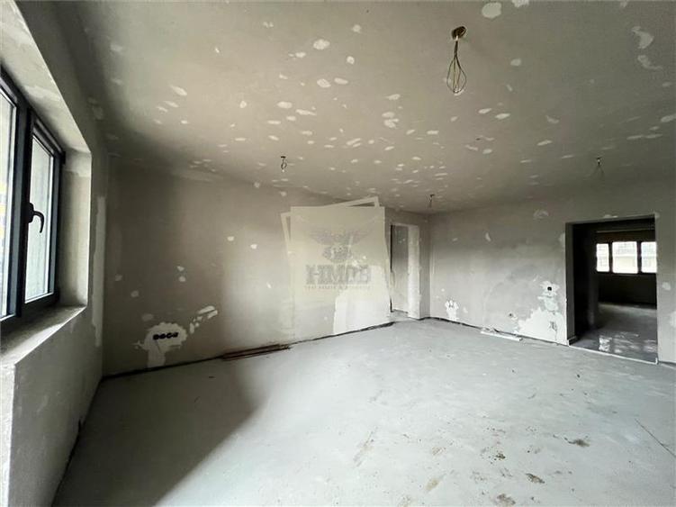 Spatiu comercial intabulat cu vitrina 60 mpu cu 2 camere in zona Rahovei