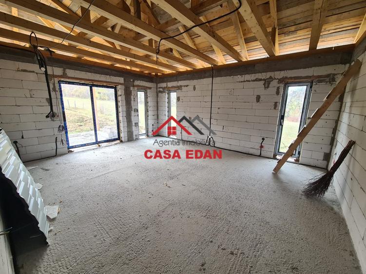 Casa in Bobolia--160.000e