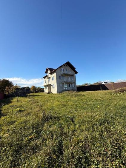 Casă P+1+M de vânzare – Siminicea, județul Suceava – 270 mp construiți – Teren 2