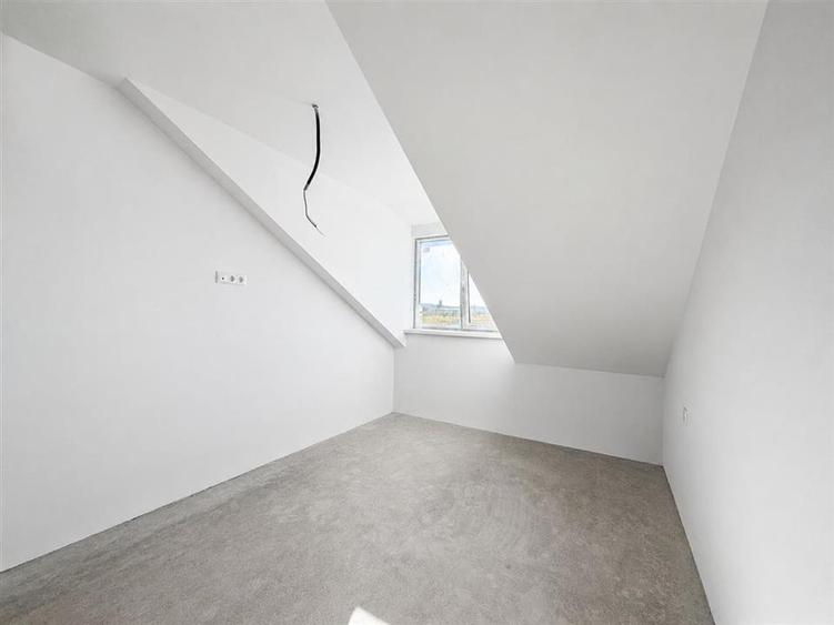 Apartament NOU la cheie 3 camere intabulat la cheie zona Turnisor