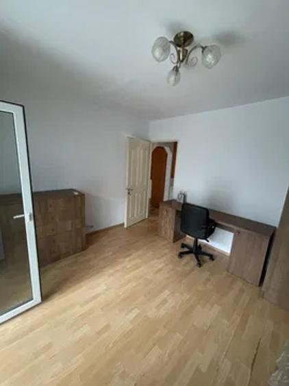 Apartament cu 3 camere/2 balcoane de închiriat | Calea Florești – Pod Calvaria