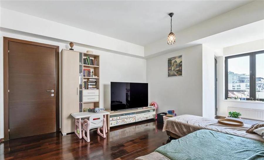 Vanzare Apartament 3 Camere Victoriei Bloc Nou Cu Parcare Inclusa