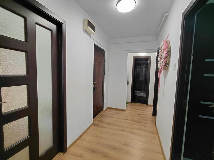 APARTAMENT 3 CAMERE DE VANZARE ALEEA IASOMIEI TURNIȘOR