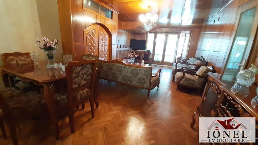 Casa de vanzare in Alba Iulia, zona Centru