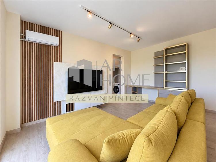 Apartament 2 camere de lux, panouri 3kw, parcare, centru Ploiesti