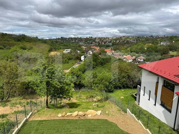 Casa individuala, cu 4 camere, 160 mp, in Feleacu