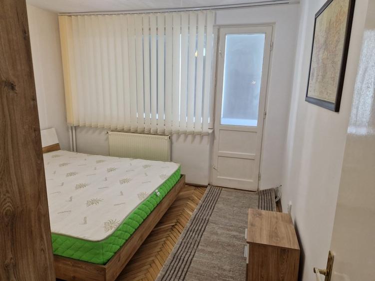 Apartament 3 camere de inchiriat Calea Sagului